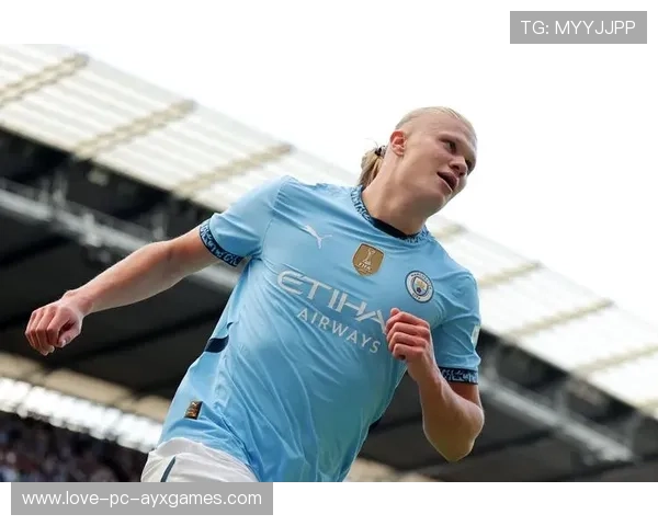 德布劳内脚后跟传球哈兰德一推得分