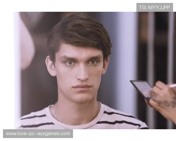 UFC裁判被卷入混战,场面一度失控 UFC裁判被卷入混战,场面一度失控